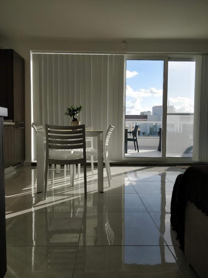 Апартаменты Sea View Penthouse With Large Terrace Irom1-1 Марсаскала Экстерьер фото